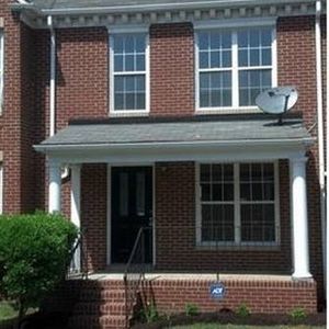 Meet your Posher, Reginald